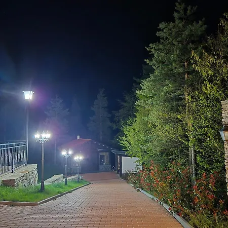 빌라 планинска алтеа Mostowo